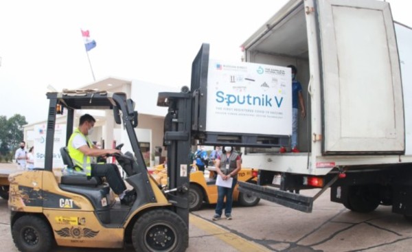 Paraguay recibe otras 20.000 dosis del componente dos de la Sputnik V