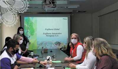 Destacan mano de obra de mujeres en la planta industrial Fujikura - La Clave