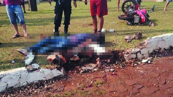 Huyeron de Caminera y uno terminó muerto