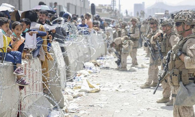 Siete afganos murieron en el caos cerca del aeropuerto de Kabul - OviedoPress