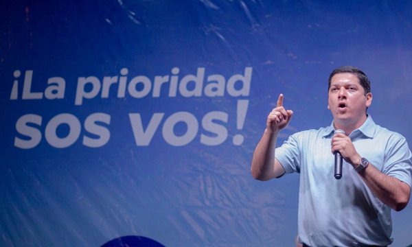 Marcial Cardozo: "Los privilegios deben ser para los ciudadanos y no para las cúpulas" - OviedoPress
