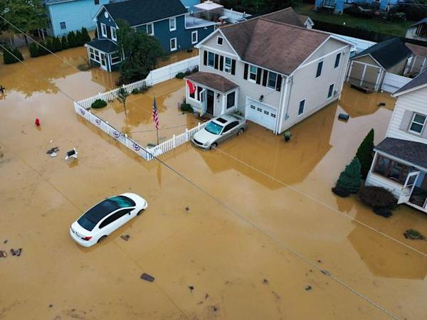 Paso de tormenta Henri por Nueva York deja inundaciones, miles de personas sin luz y vuelos cancelados