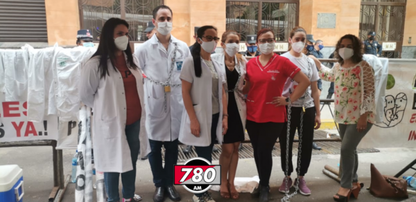 Médicos irán a huelga - Megacadena — Últimas Noticias de Paraguay