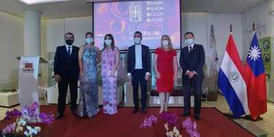 Presentación del finalista paraguayo del Premio de «Diseño de Moda de Taiwán»