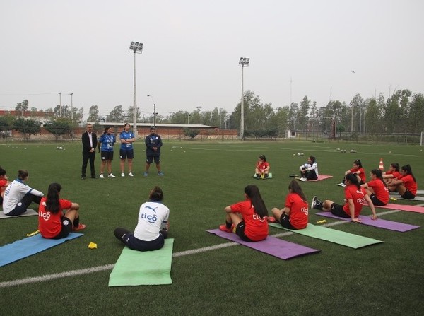 Inició preparativos para los amistosos - APF