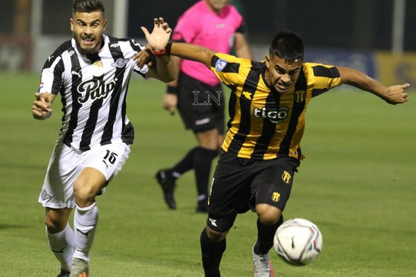 Un partidazo parejo, disputado e igualado entre Guaraní y Libertad