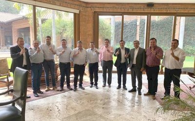 Crónica / Líderes, enfocados en la unidad del Partido Colo’o