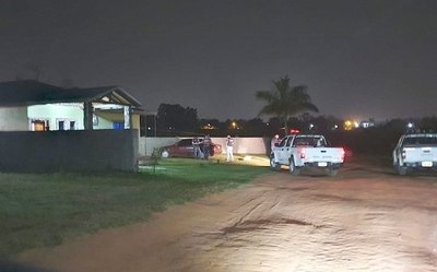 Crónica / VOLÁI ¡LE AMENAZÓ! “Sacó un arma y le agarró del cuello”, he’i