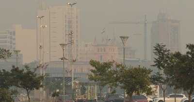 La Nación / Neumóloga recomienda no salir ante el aire sumamente insalubre