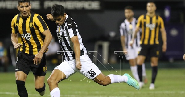 La Nación / Gran partido, justo empate