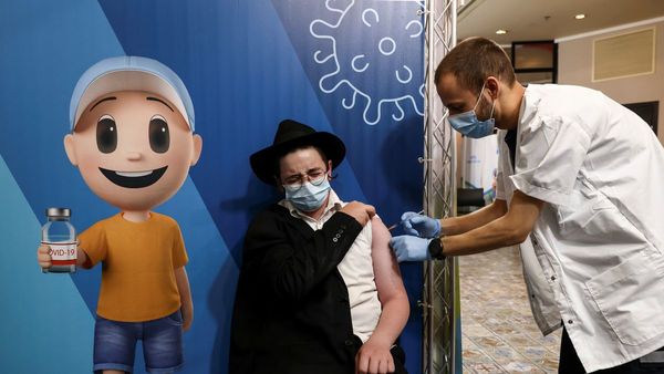 Los antivacunas lastran el avance de Israel en la lucha contra Covid-19