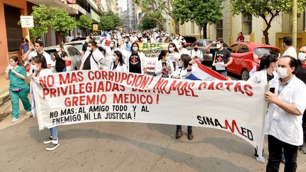 Gobierno fracasa en acuerdo y huelga de médicos sigue en pie