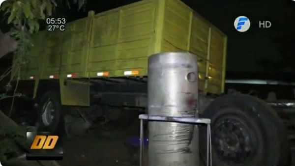 Recuperan camión robado y desarman gavilla de robacoches