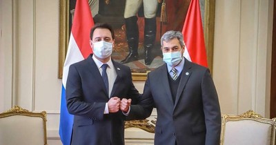 La Nación / Abdo discute intereses binacionales