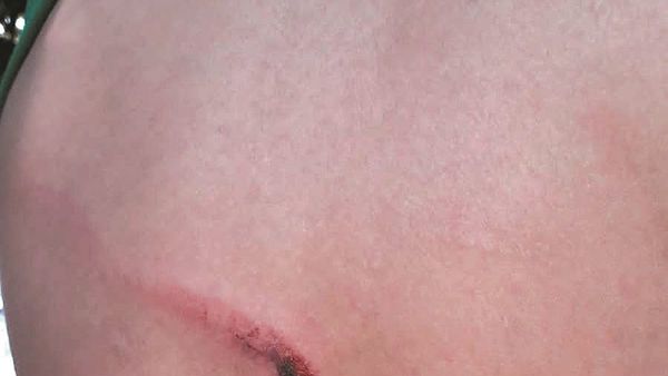 Investigan si una tía pegaba y explotaba a su sobrino