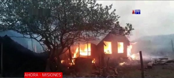 Tragedia: Octogenaria muere durante incendio de su casa | Noticias Paraguay