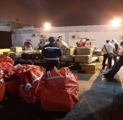 ADUANA y TRIBUTACION retienen CARGA de ROMA INFORMATICA