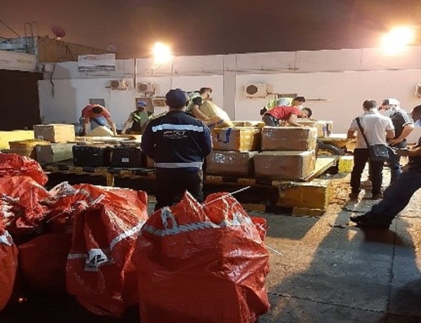 Controles en los aeropuertos Silvio Pettirossi y Guaraní ejecutan Tributación y Aduanas