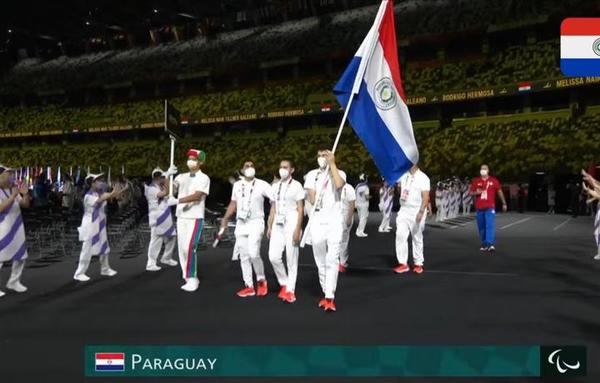 Emocionante desfile inaugural del team paraguayo en los Juegos Paralímpicos de Tokio