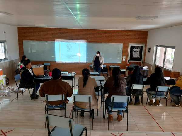 MEC desarrolla primer foro departamental en Itapúa | .::Agencia IP::.
