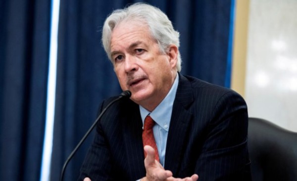 Director de la CIA se reunió en secreto con el líder talibán en Kabul