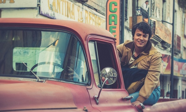 ¿Qué hubo atrás de la serie sobre Juan Gabriel? | Telefuturo
