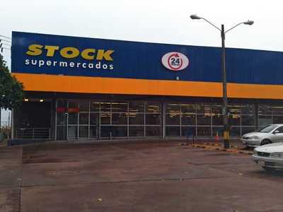 Autorizan al supermercado STOCK de Franco a CONTAMINAR un arroyo