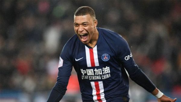 Paris Saint Germain estaría dispuesto a vender a Mbappé recién a fin de año