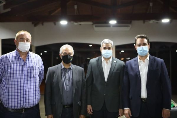Reunión con altas autoridades en Hernandarias - La Clave
