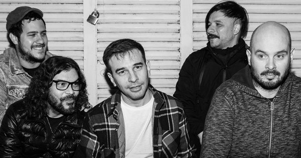 Banda paraguaya lanza el rock del perro y se alista para festival argentino