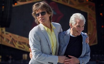 Paul McCartney dice que Charlie Watts fue una «roca» para los Stones