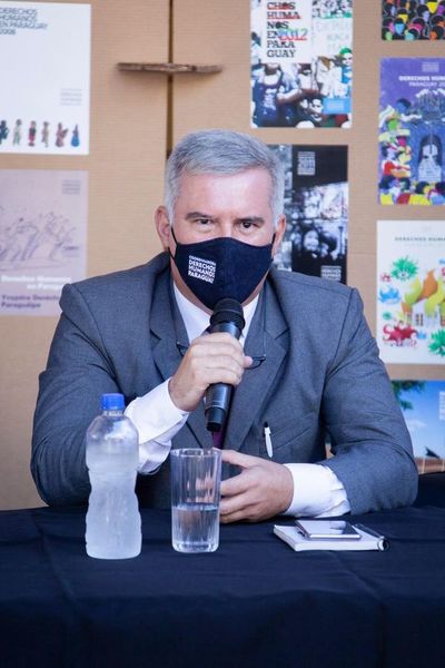 Secretario ejecutivo de la Codehupy se postula al cargo de defensor del pueblo - Nacionales - ABC Color