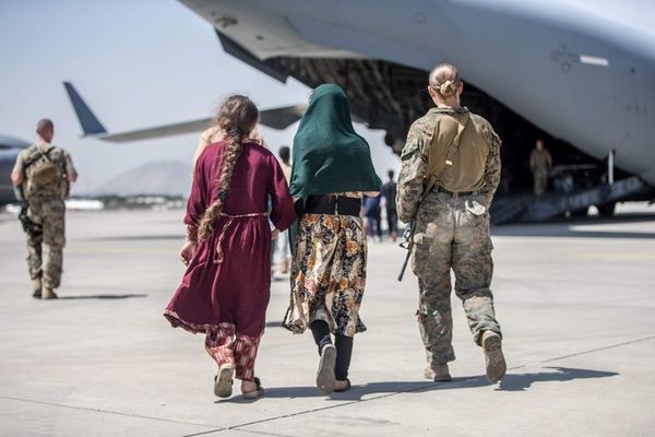 Biden confirma que EE.UU. está en vías de acabar evacuación a finales de agosto - Mundo - ABC Color