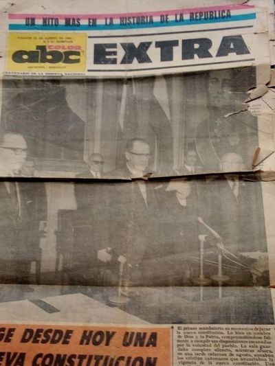 Fiel lector de ABC conserva edición extra de hace 54 años - Nacionales - ABC Color
