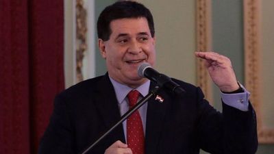 Cartes sostiene que quema de campos es parte de un libreto