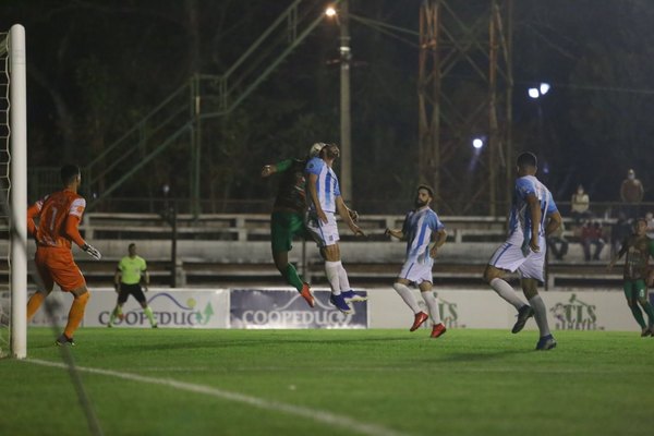 Karai Chive festeja y avanza en la Copa Paraguay