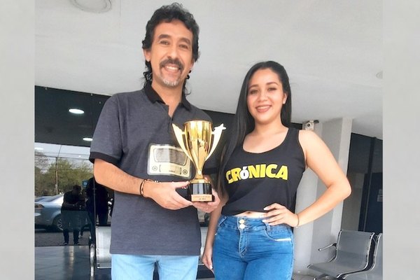Crónica / REY CACHAQUERO. Michelín ganó el duelo, se queda con su bigote