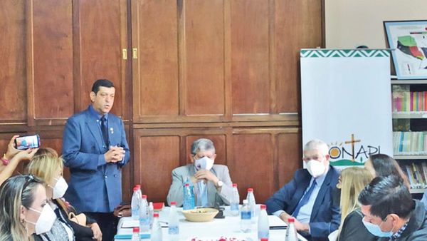 Piden a poderes del Estado resolver problemática indígena