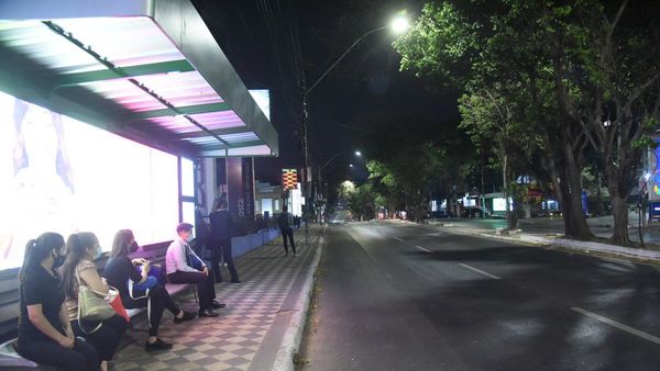 Reguladas ponen en figurillas a los trabajadores nocturnos