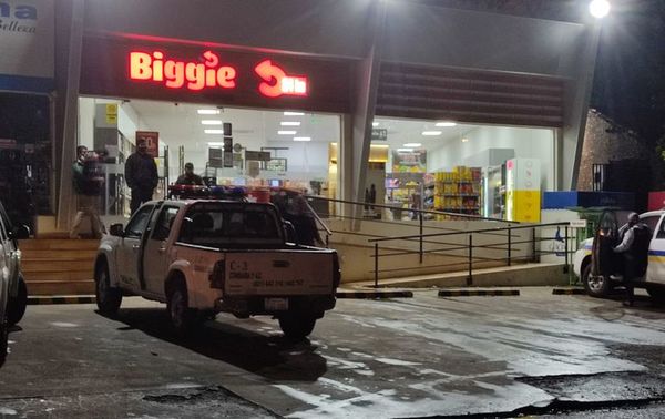 Asaltan una tienda de la cadena Biggie en Luque - Nacionales - ABC Color