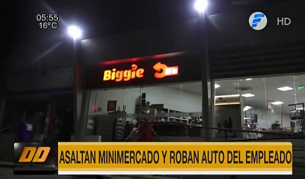 Asaltan un Biggie y escapan con auto de empleado