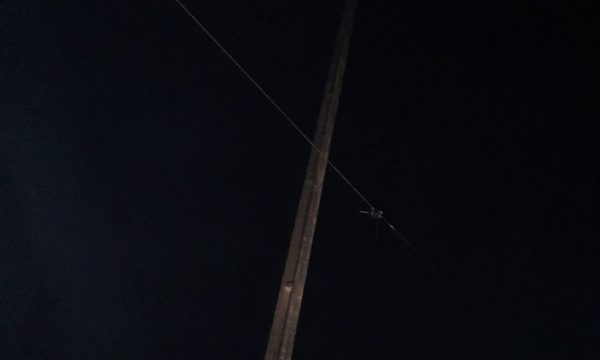 Hombre muere electrocutado