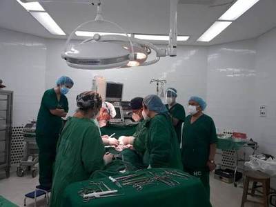 Quince pacientes esperan donantes para trasplante renal en Hospital de Clínicas