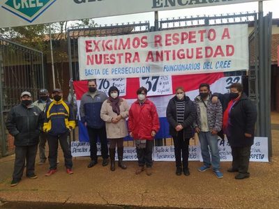 FUNCIONARIOS DEL CREE SEGUIRÁN DE HUELGA HASTA EL VIERNES