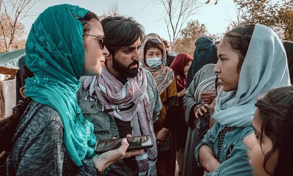 Escapar de los talibanes: “Van casa por casa buscando mujeres y niñas para casarse” – Prensa 5