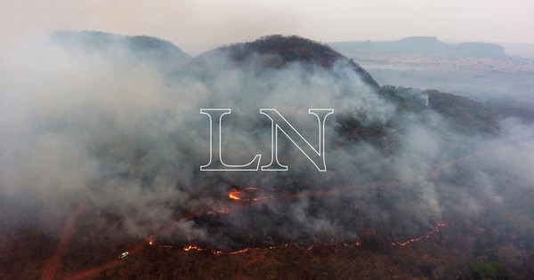 La Nación / Denuncian que personas vinculadas al narcotráfico están detrás del incendio en Cerro Corá