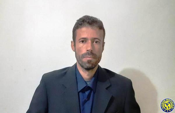 El escritor brasileño Raphael Bruno lanza su libro N° 110 •