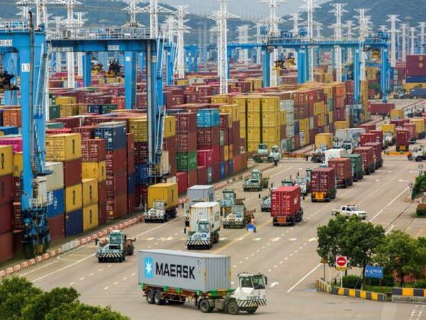 China reabre uno de los principales puertos del mundo