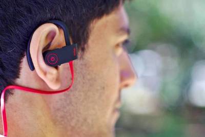 HOMBRE MUERE TRAS EXPLOTARLE SUS AUDÍFONOS BLUETOOTH - La Voz del Norte
