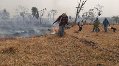 Casi 200 focos de calor en últimas 12 horas en Paraguay  - Nacionales - ABC Color